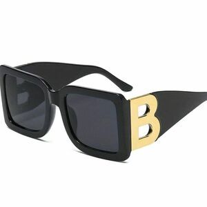 NWT Oversized heavy plastic frame, sunglasses metallic B Decor UV protec…